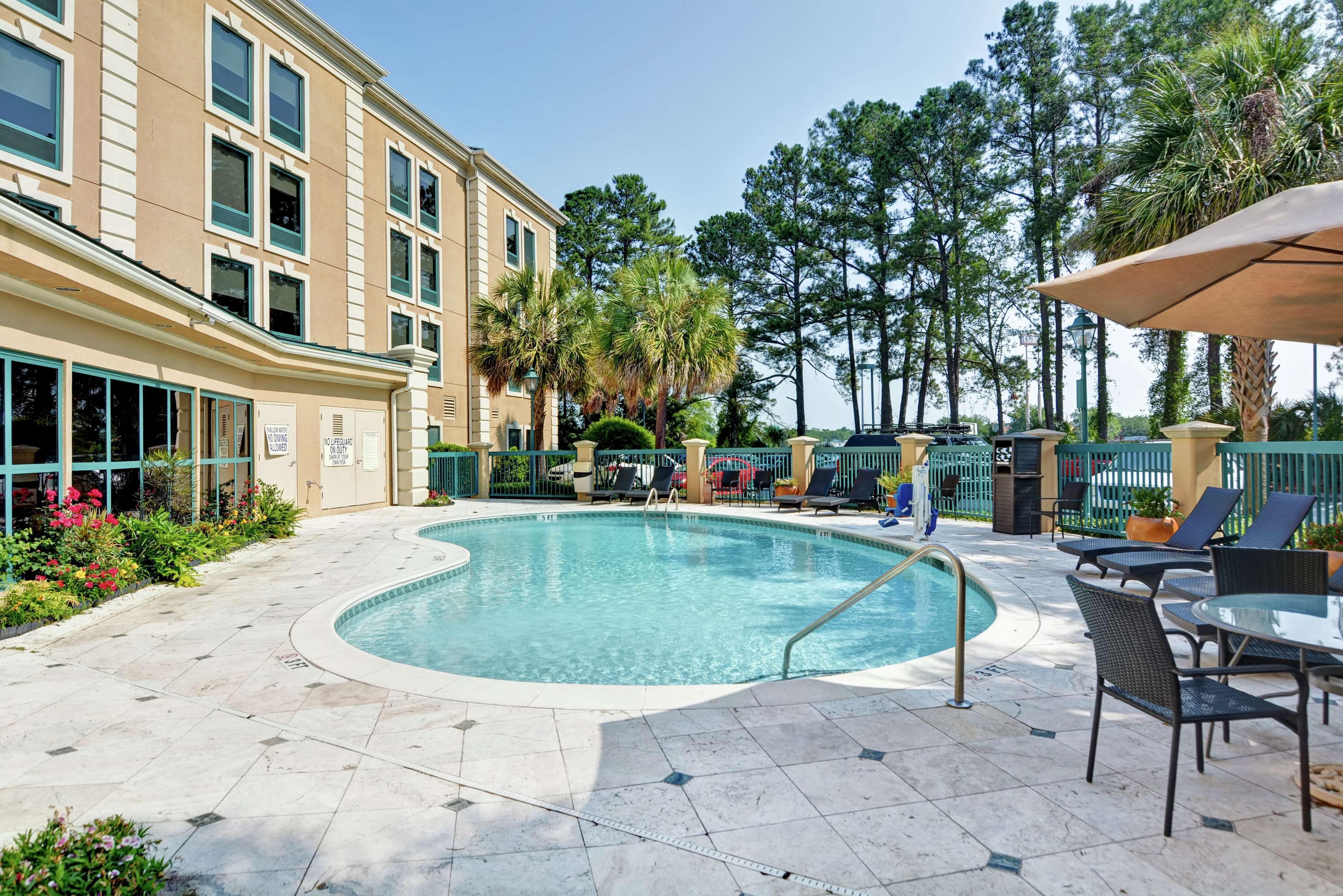 Hampton Inn Charleston North Exterior foto